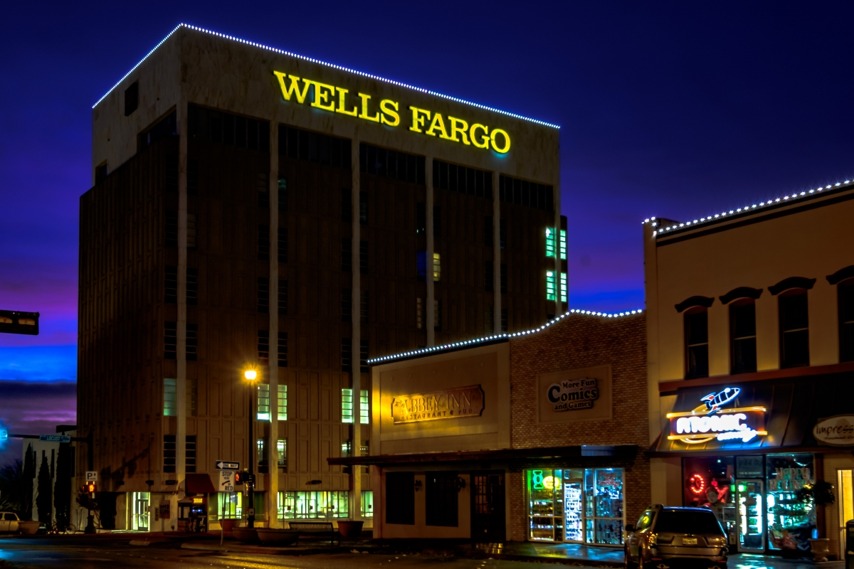 Decorative LED Lights for commercial properties in the Twin Cities